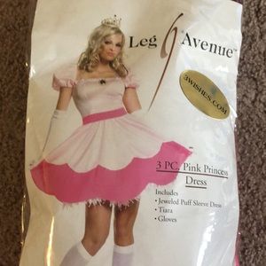 Princess Peach Costume